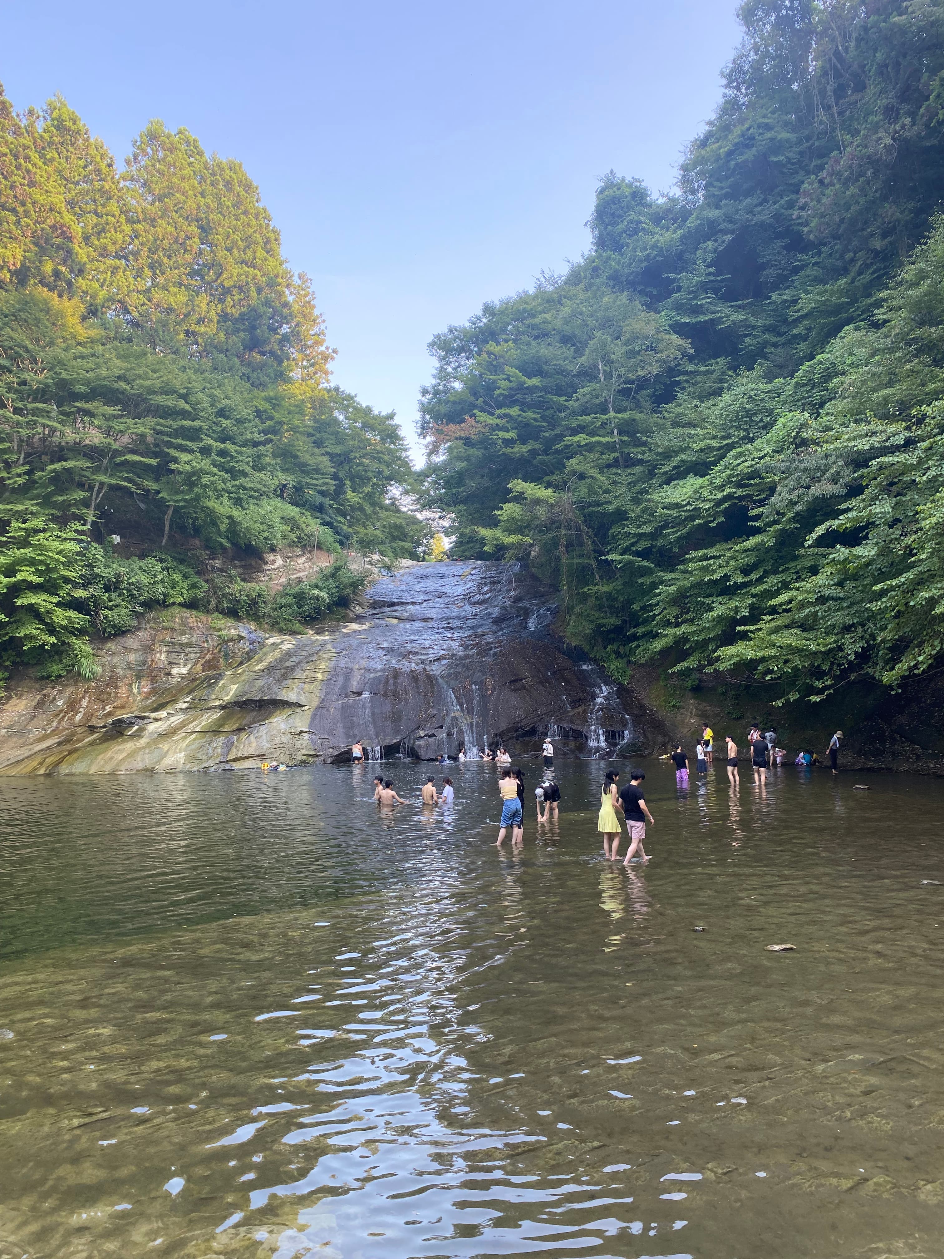 サウナ前後に立ち寄った水辺
