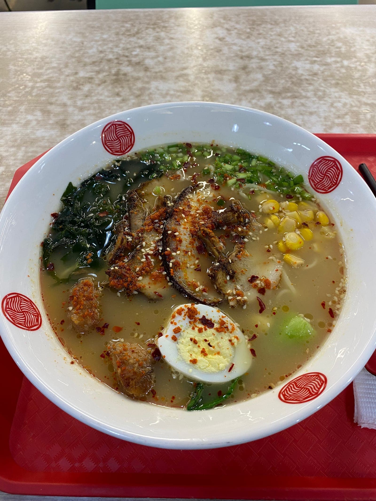 ラム肉に少し飽きた頃に食べたラーメン