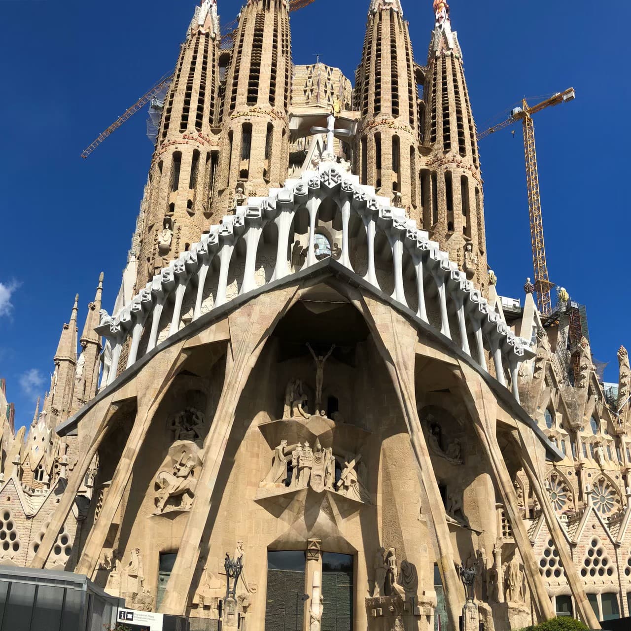 スペイン