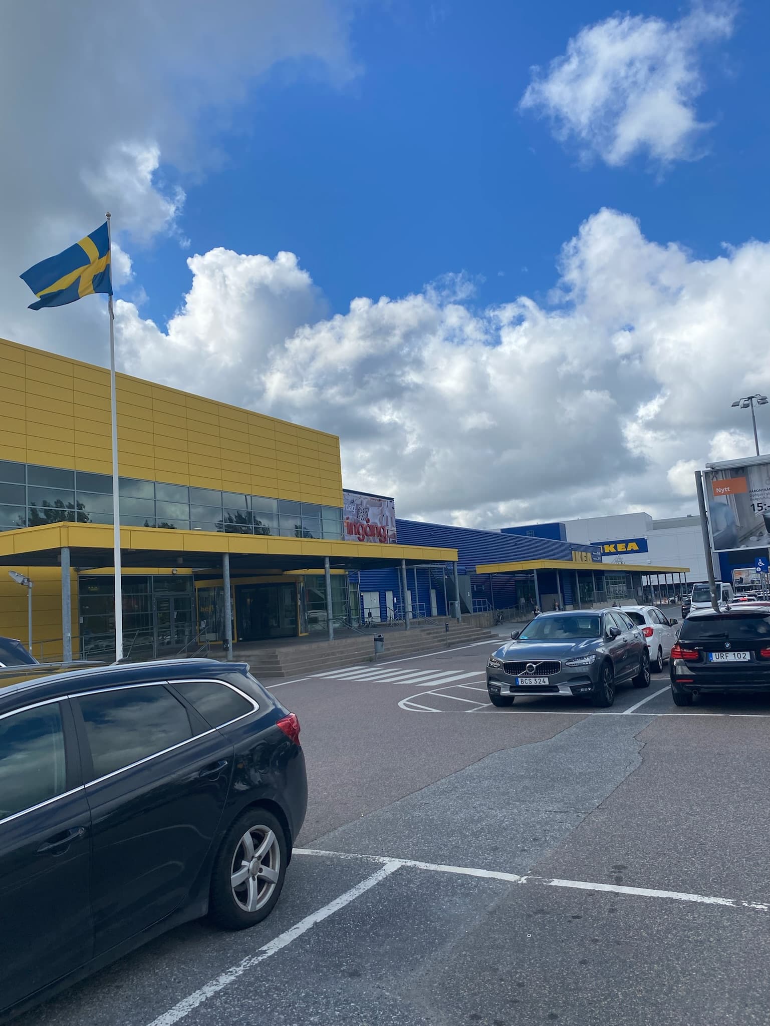本場スウェーデンのIKEA