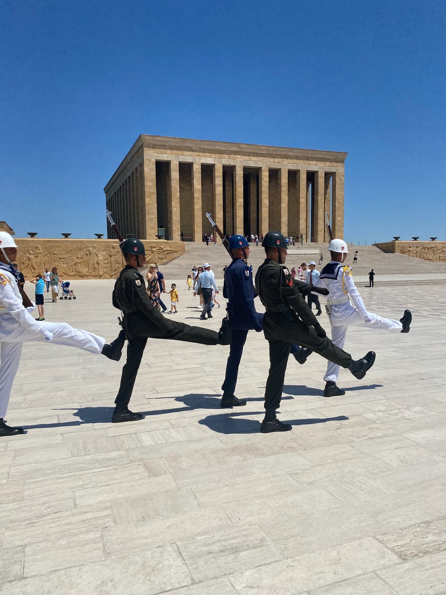 アンカラ旅ログ|ハマムとATMと観光地ではない首都の一日